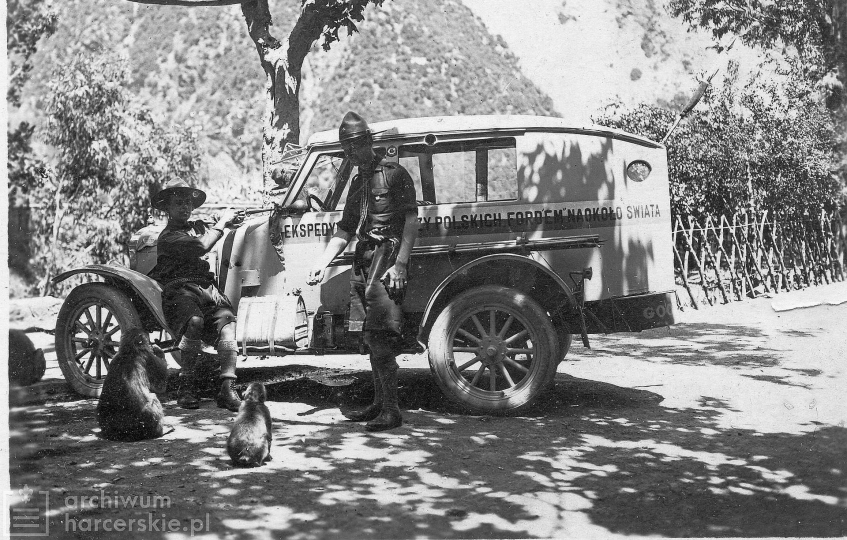 Jerzy Jeliński i Ford T - Tunis 1927 rok
