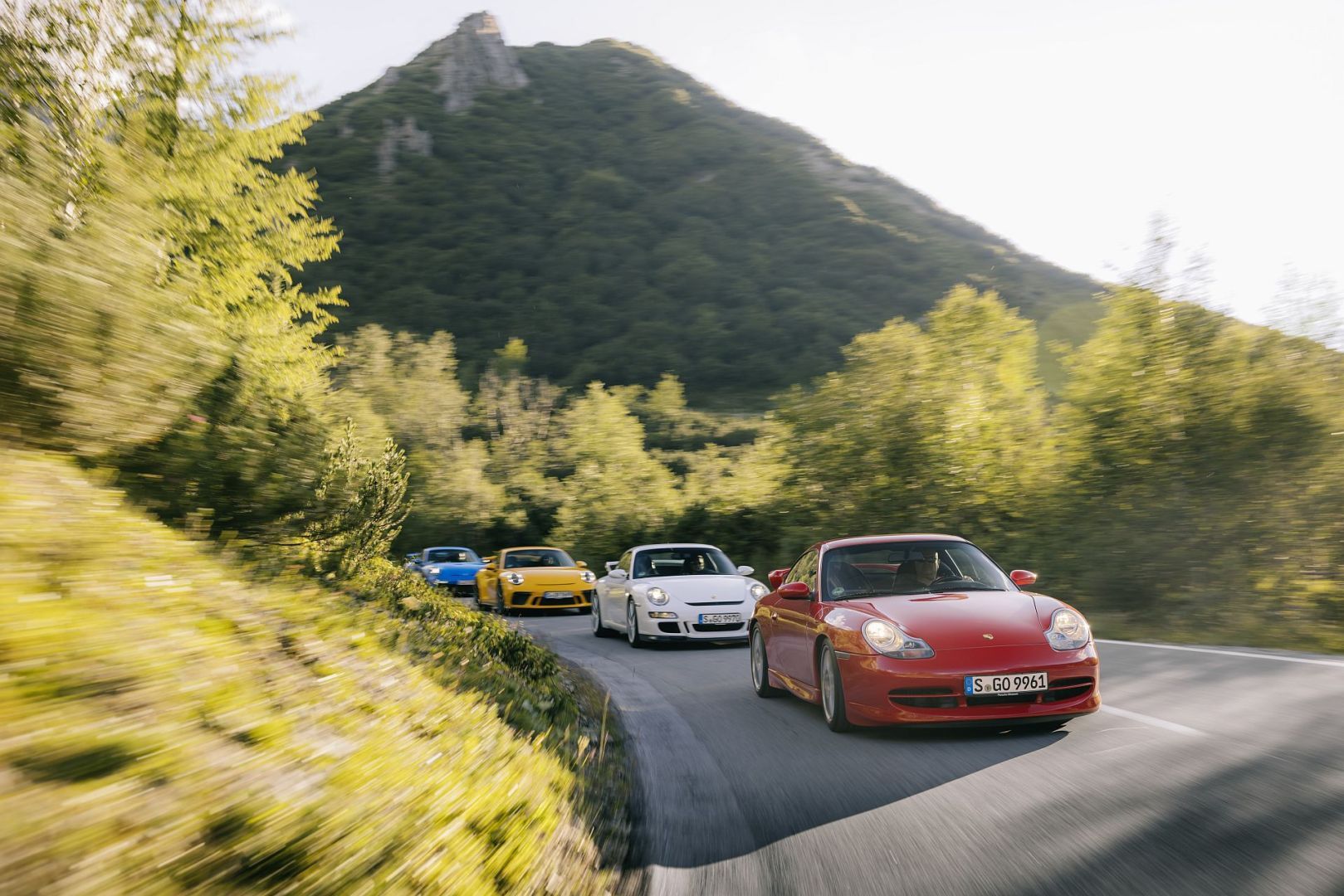 Porsche świętuje urodziny 911 GT3 - 25 lat osiągów i pasji