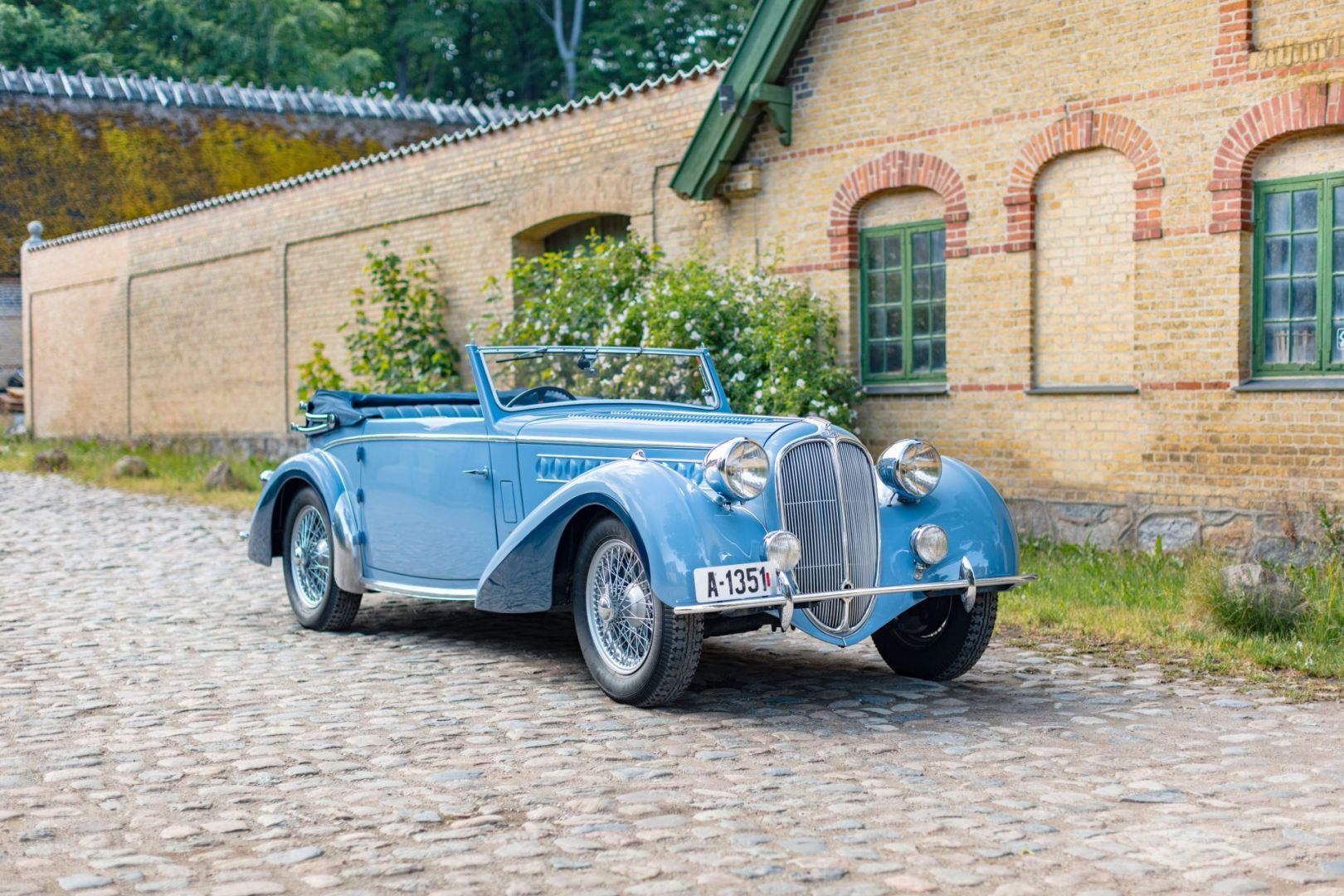 Delahaye 135 M Cabriolet by Chapron