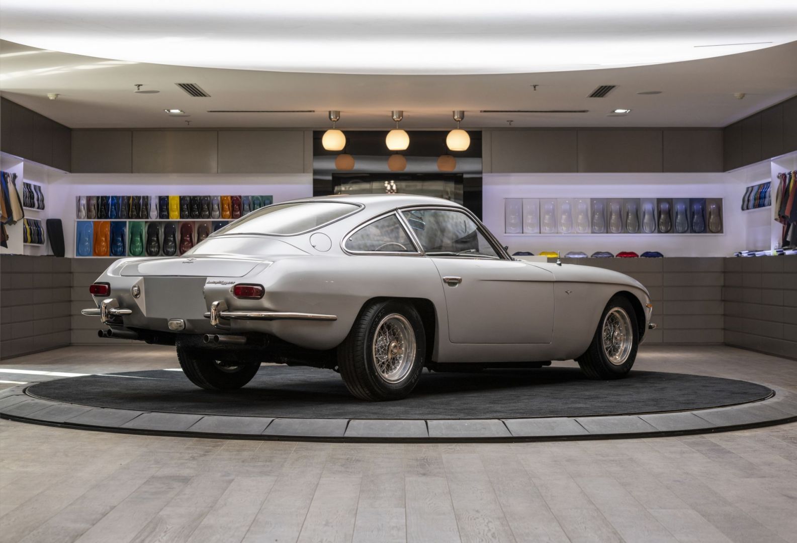 Lamborghini 400 GT 2+2 by Touring