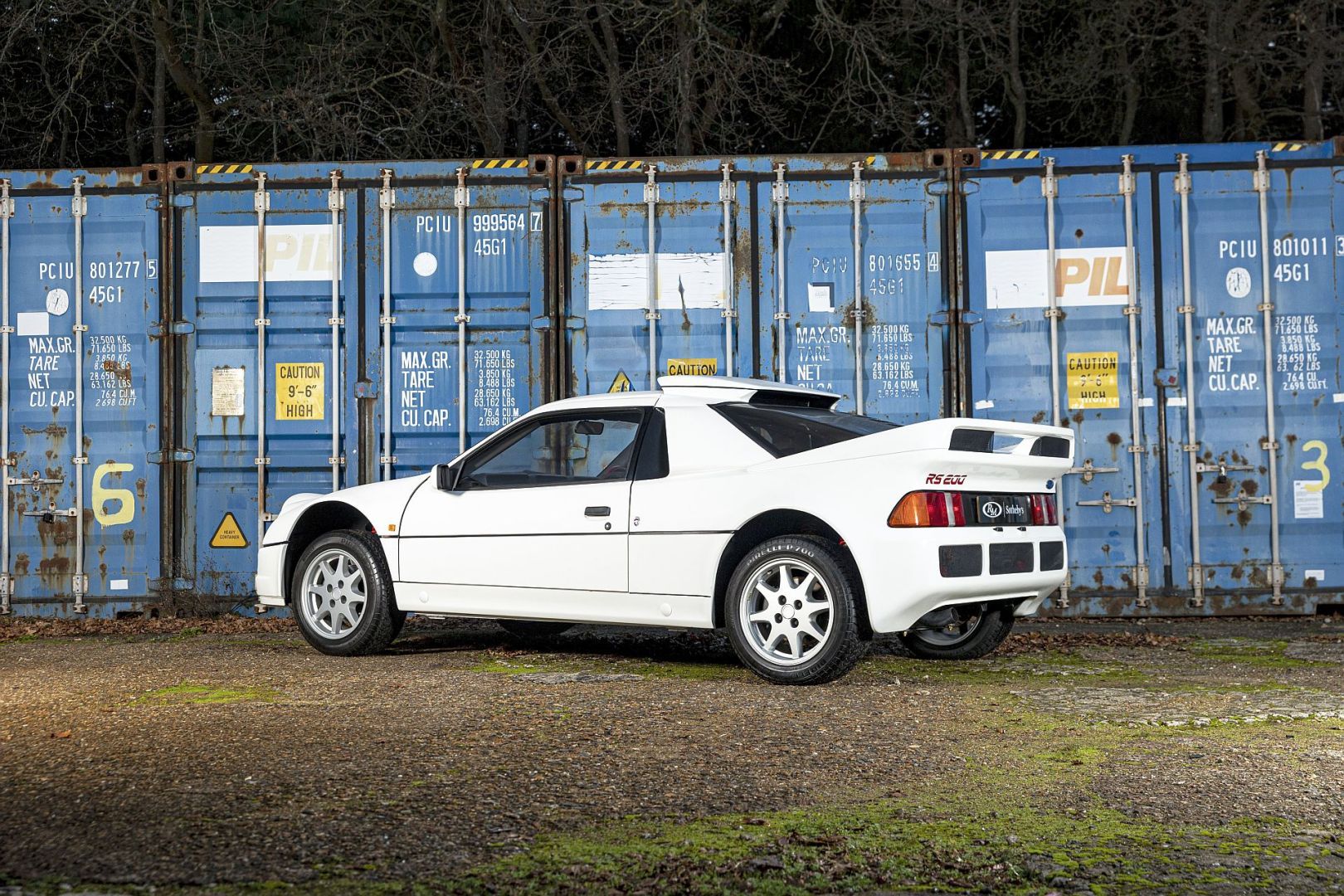 Ford RS200 by Ghia