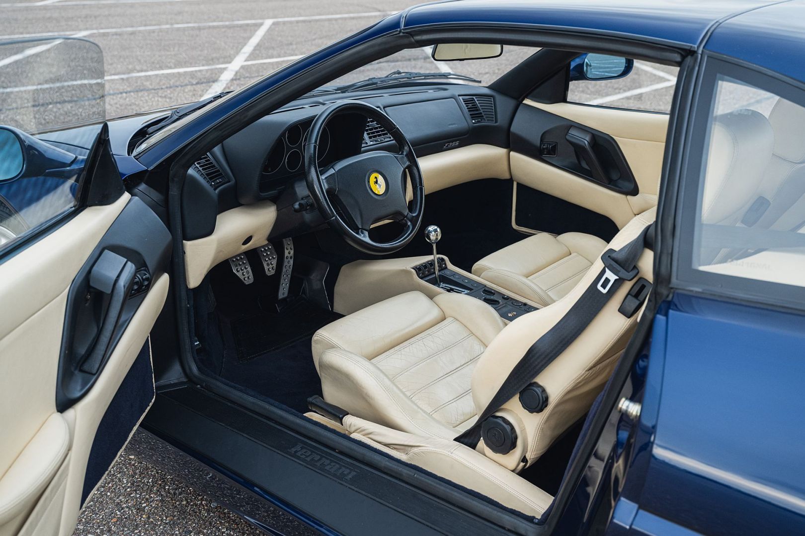 Ferrari F355 GTS