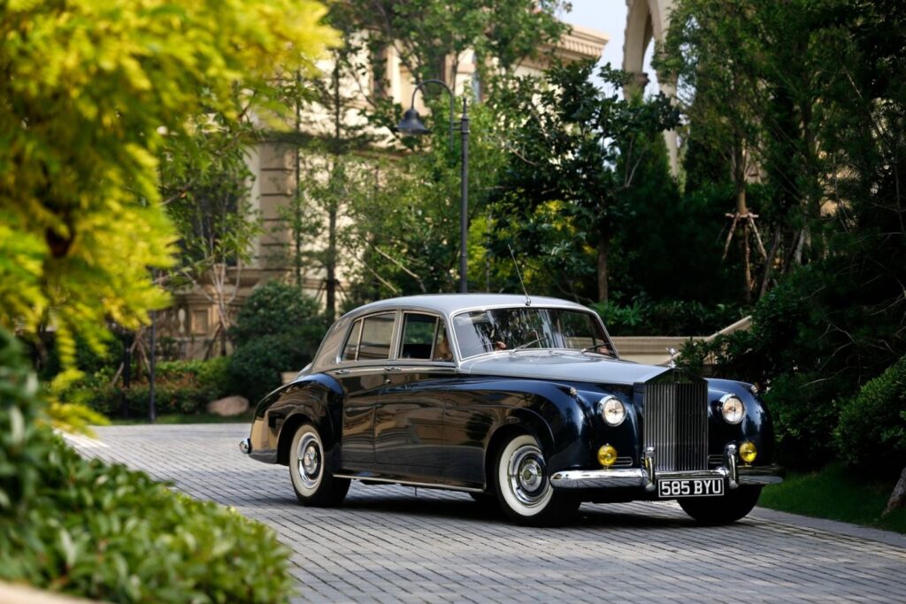 Silver Cloud – ikona elegancji Rolls-Royce’a